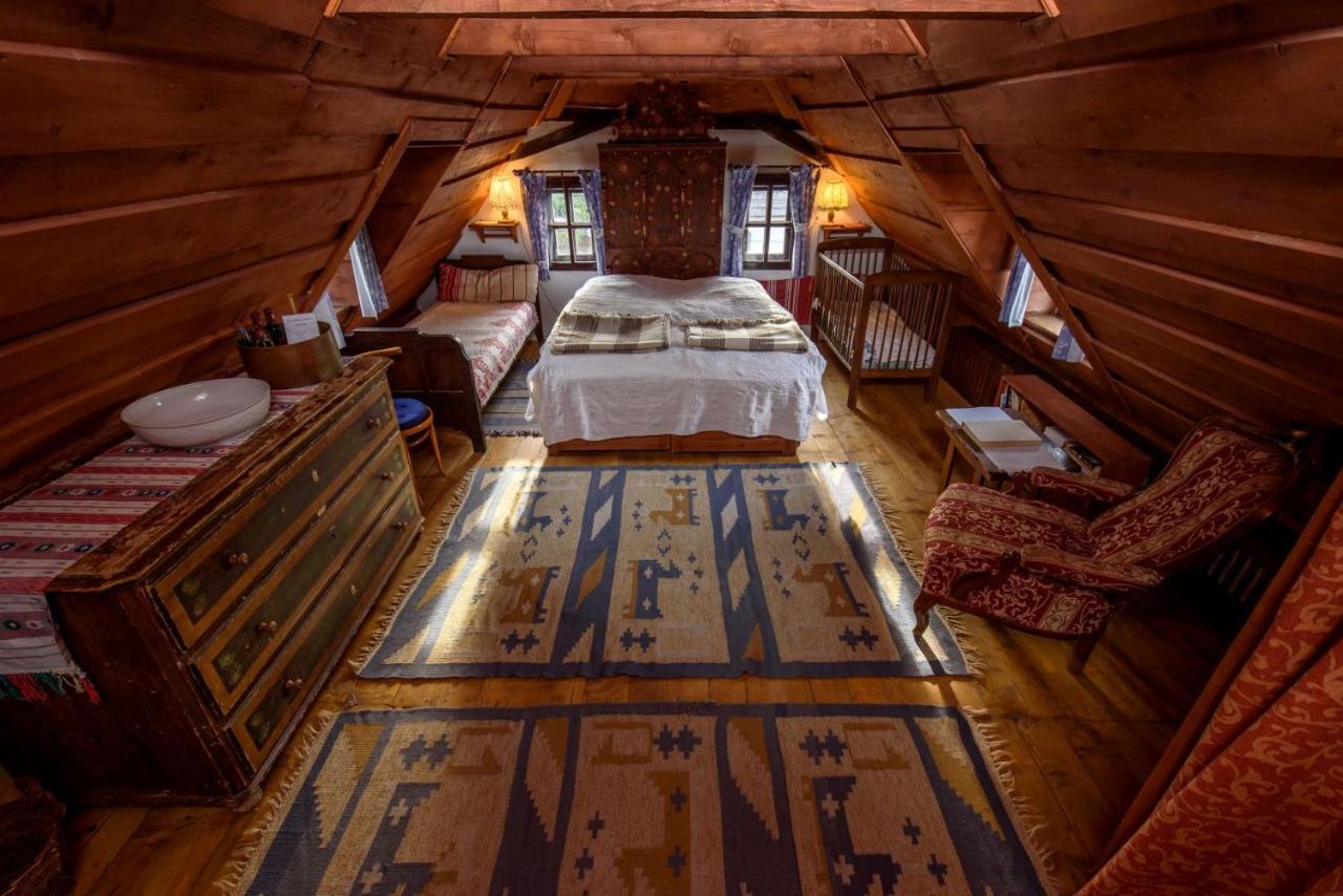 Count Kálnoky's Transylvanian Guesthouses Miclosoara Esterno foto